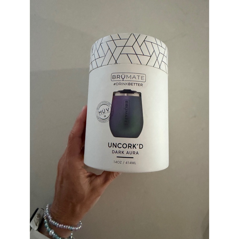 Brumate Uncork'd XL Insulated Wine Tumbler Iridescent Purple Blue with Lid - Picture 12 of 12